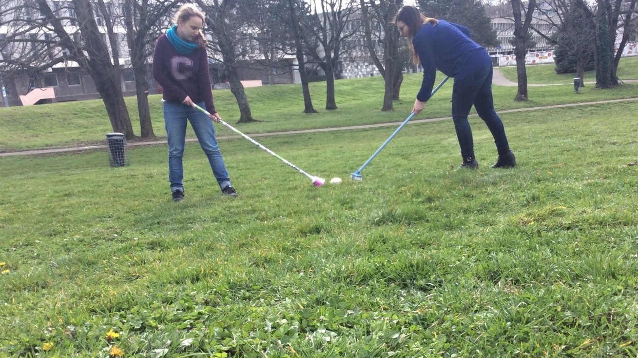 Le curling sur gazon, sport d’avenir ?